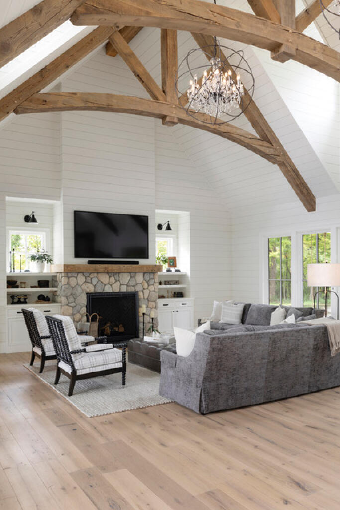 fireplace focal point comforable sitting area